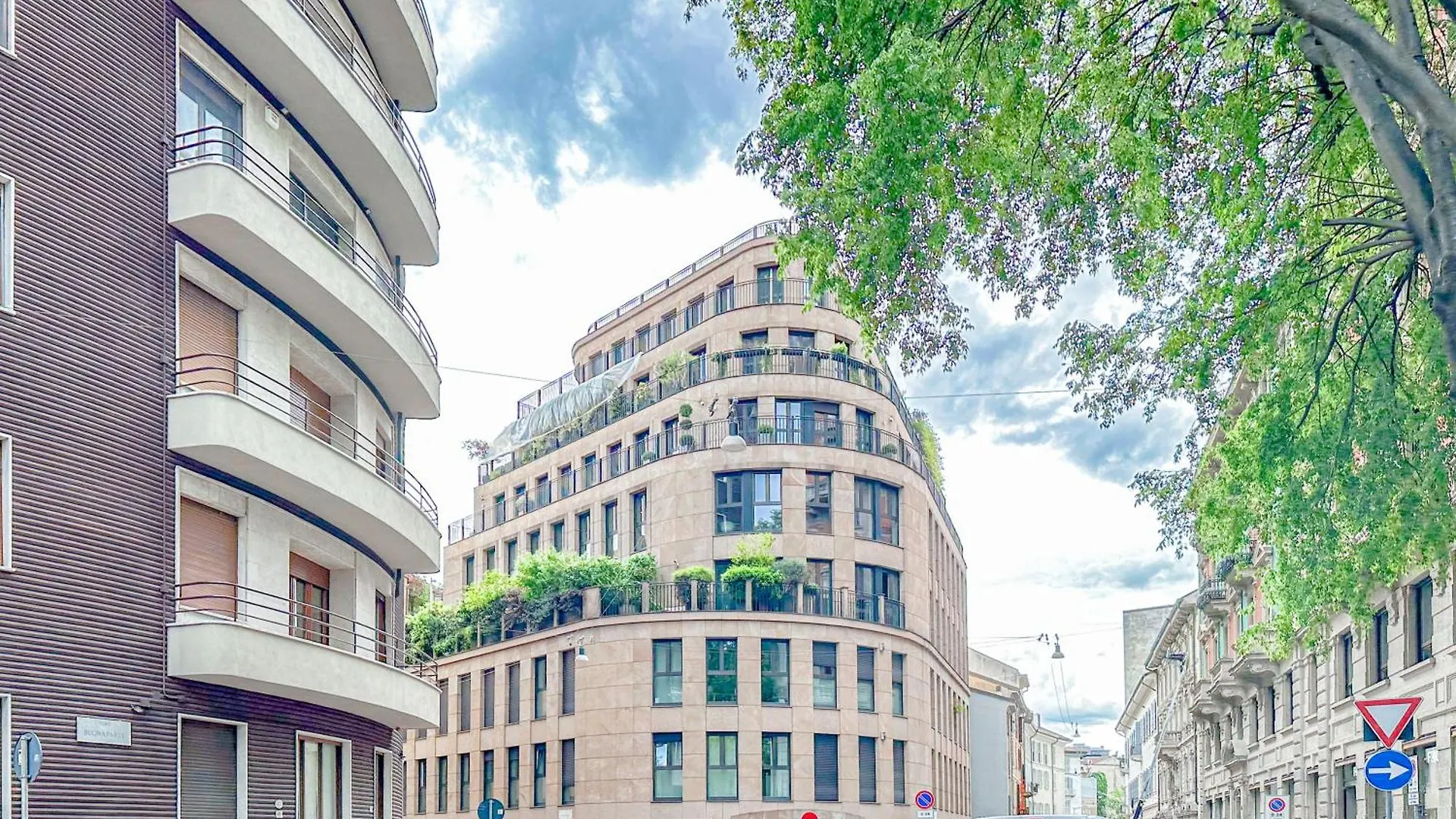 Foro Luxury Penthouse - Vista Duomo E Castello Apartment Milan